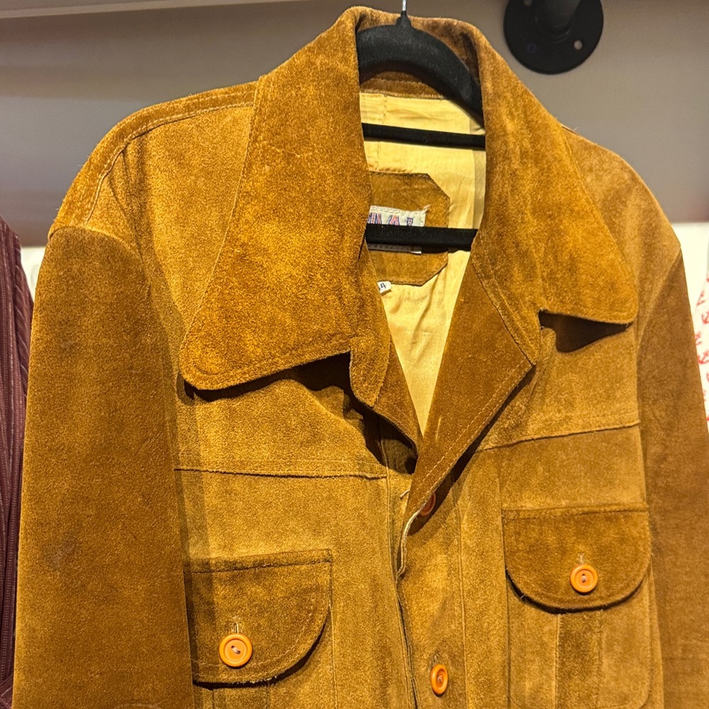Men's Vintage 60s/70s Brown Suede Leather Belted Jacket - Picture 2 of 13
